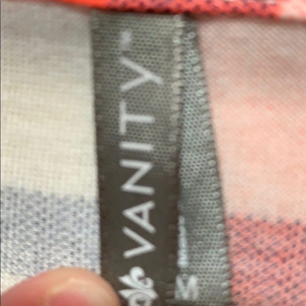 Button down - Picture 3 of 4